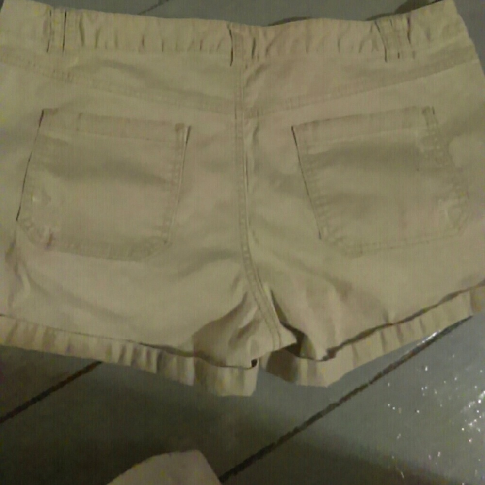 Shorts - Picture 2 of 2